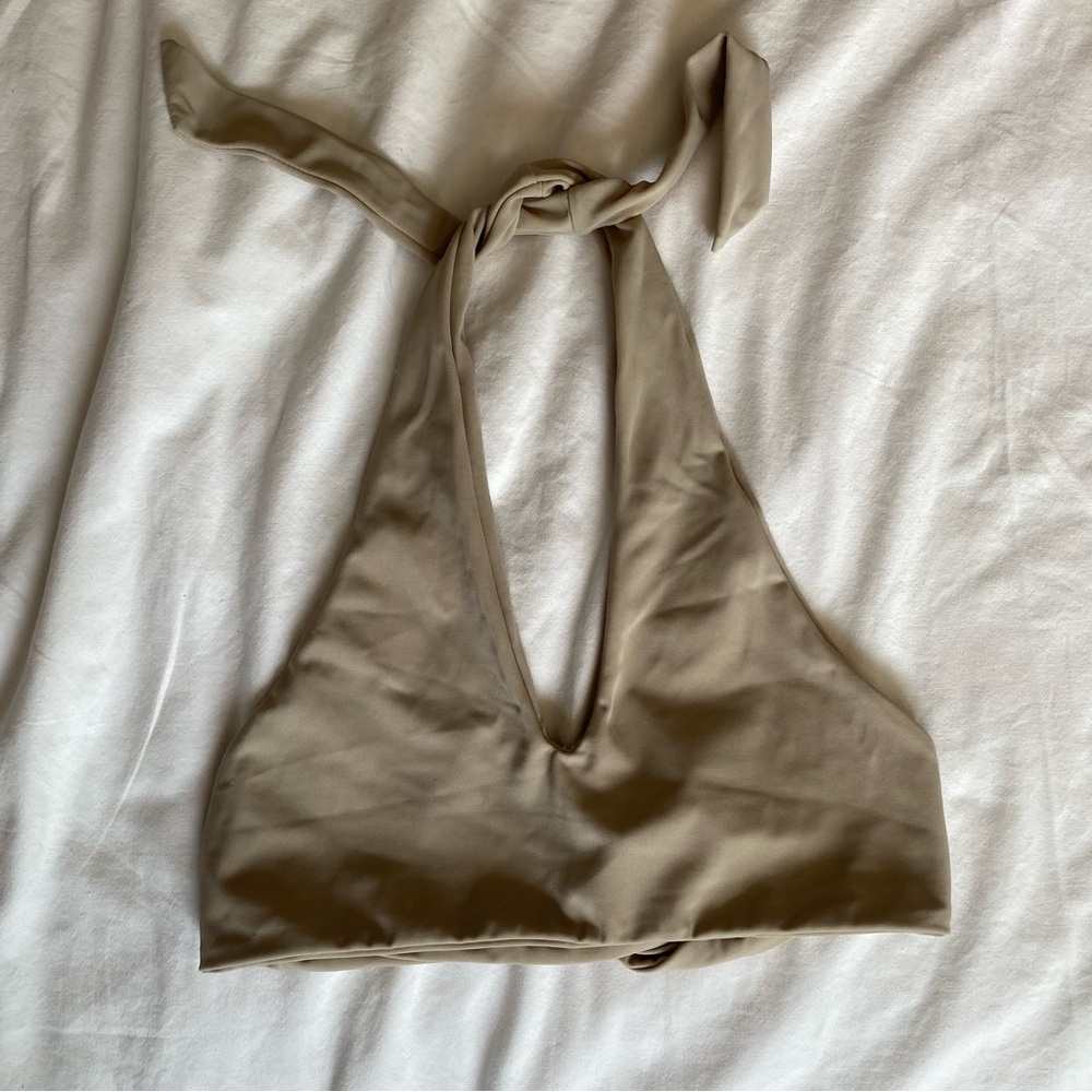 AEXAE. Vivienne Bikini Top. Medium